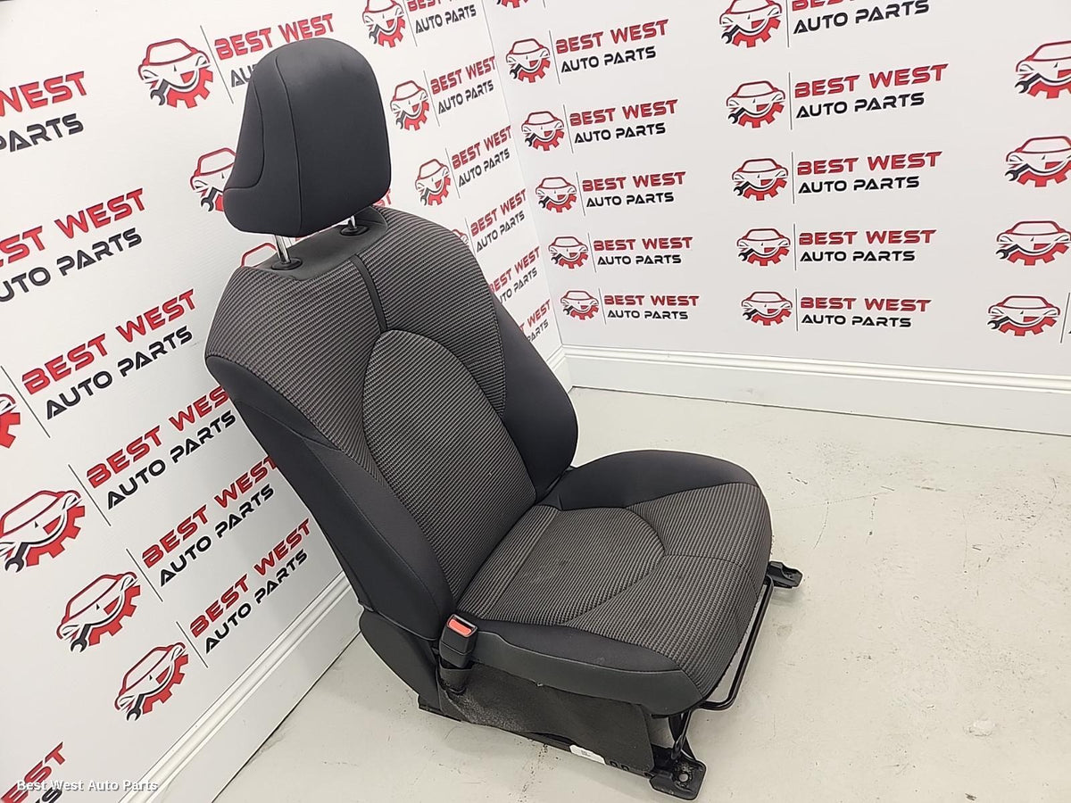 2022 TOYOTA KLUGER Front Seat