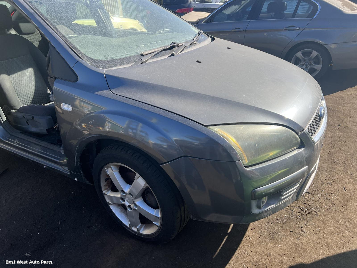 2005 FORD FOCUS Front Bumper