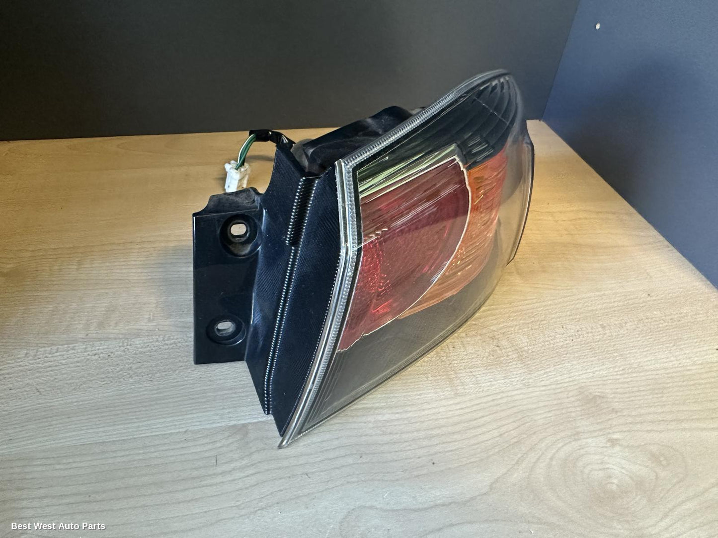 2011 MITSUBISHI LANCER Right Taillight