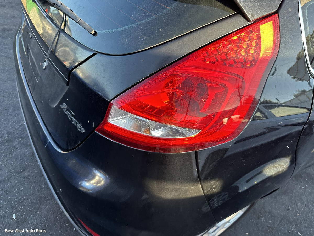 2013 FORD FIESTA Right Taillight