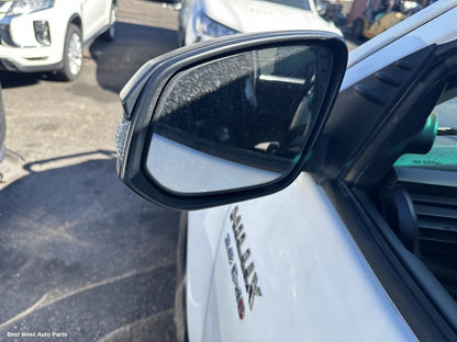 2019 TOYOTA HILUX Left Door Mirror