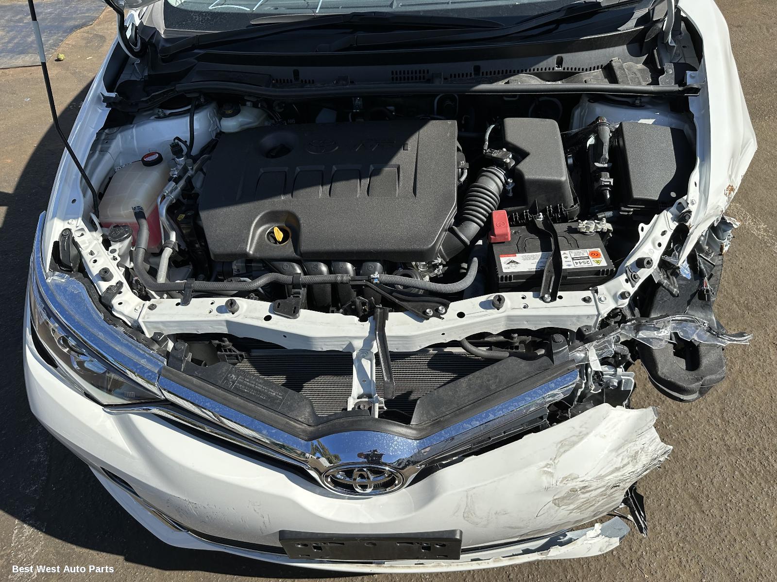 2016 TOYOTA COROLLA Air Cleaner/Box