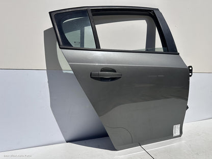 2013 HOLDEN CRUZE RIGHT_REAR_DOOR_SLIDING