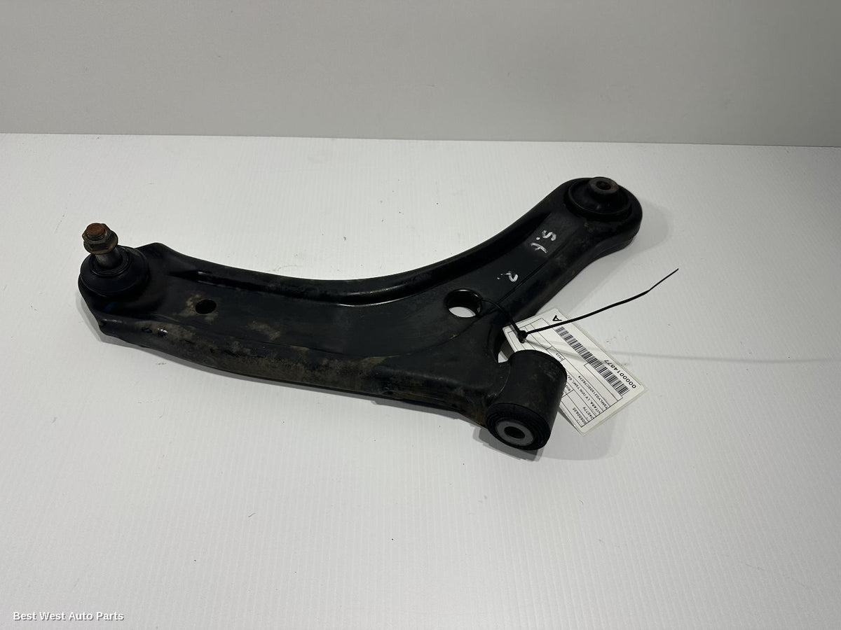 2023 SUZUKI VITARA Right Front Hub Assembly