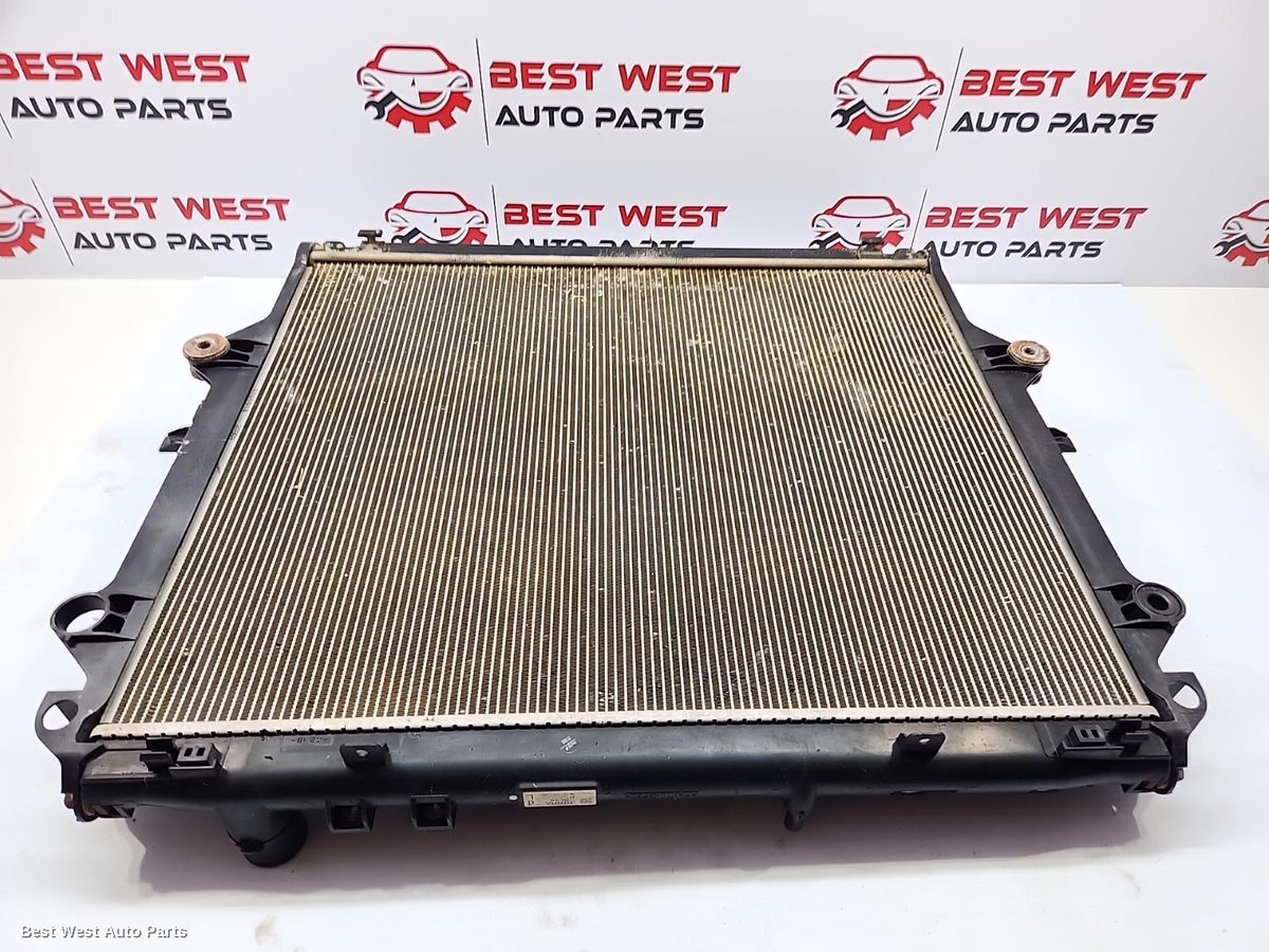 2017 TOYOTA HILUX Radiator
