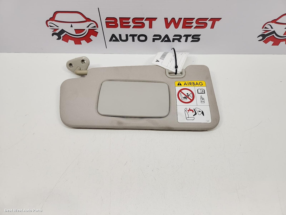 2018 SUBARU XV Sunvisor