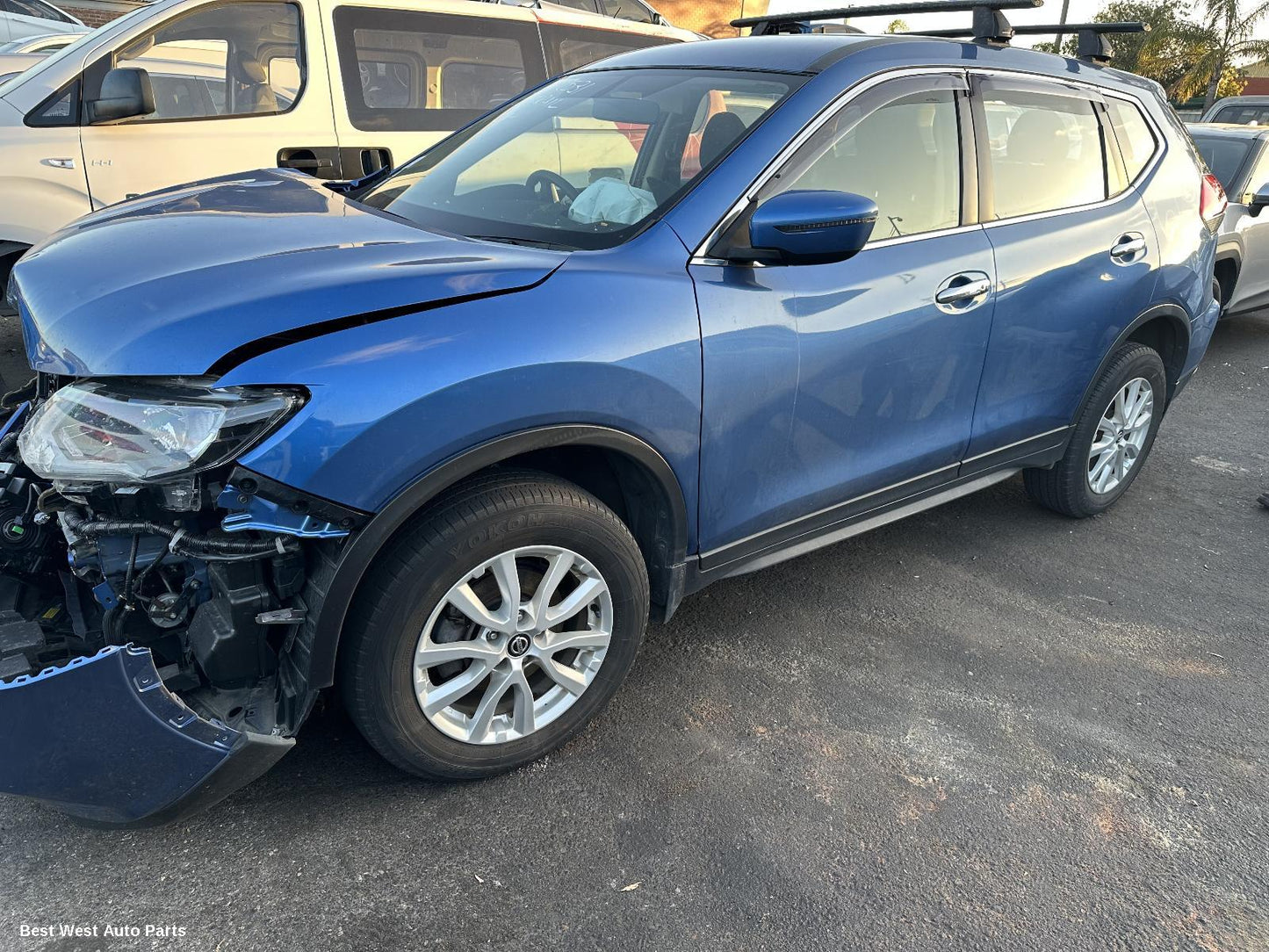 2021 NISSAN XTRAIL Right Front Lower Control Arm