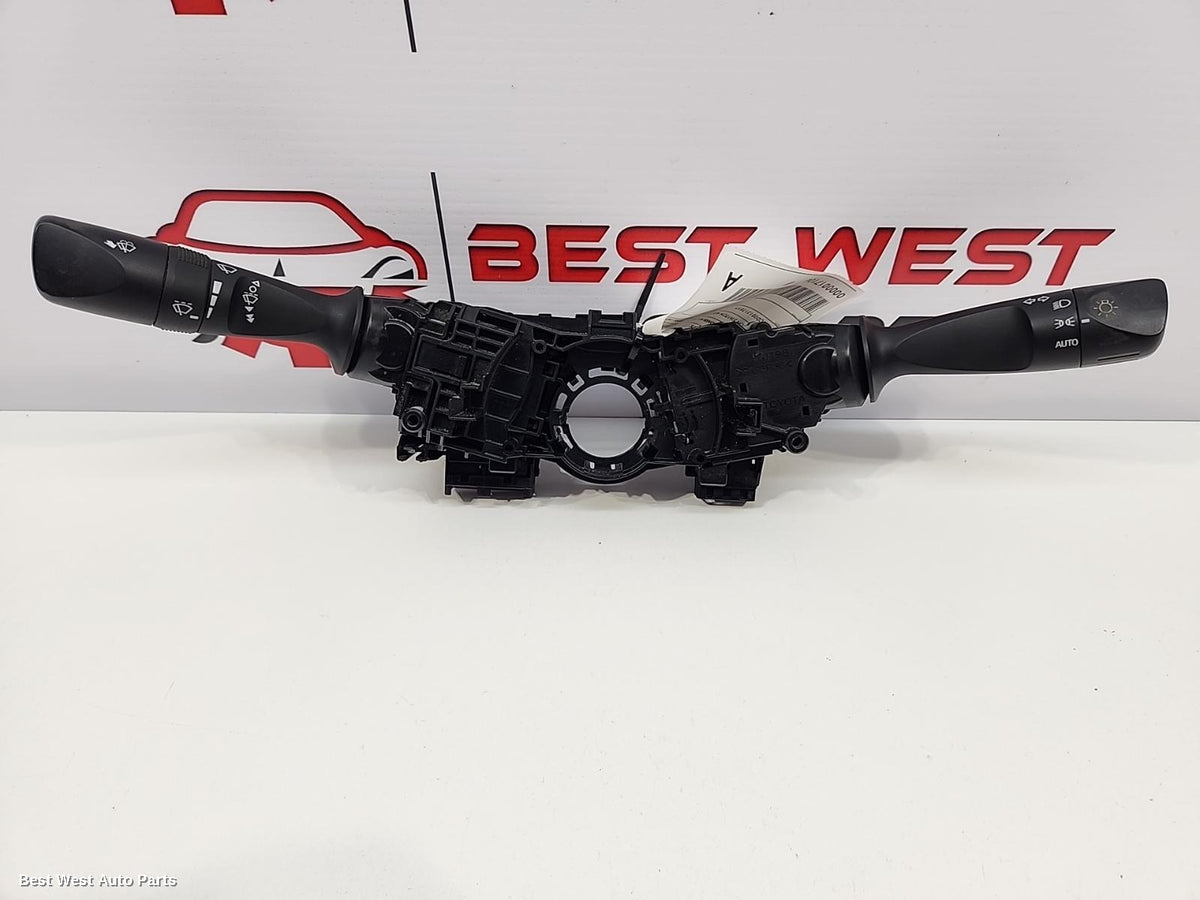 2017 TOYOTA HILUX Combination Switch
