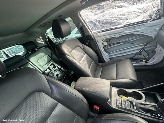 2015 HYUNDAI TUCSON Front Seat