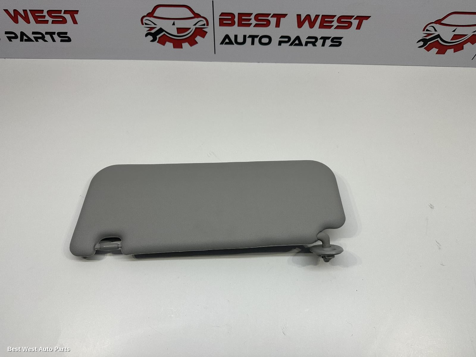 2024 TOYOTA HILUX Sunvisor