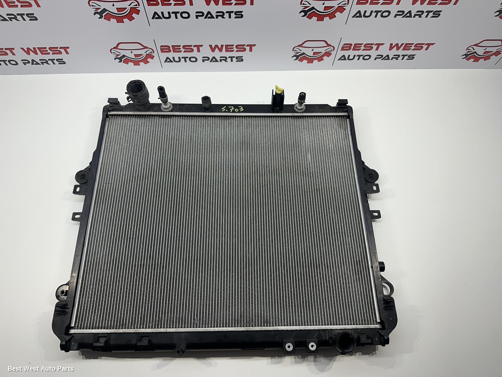 2024 TOYOTA HILUX Radiator