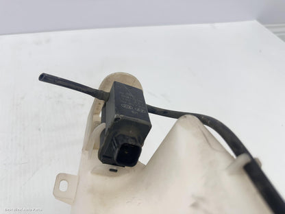 2014 HYUNDAI I20 Washer Bottle