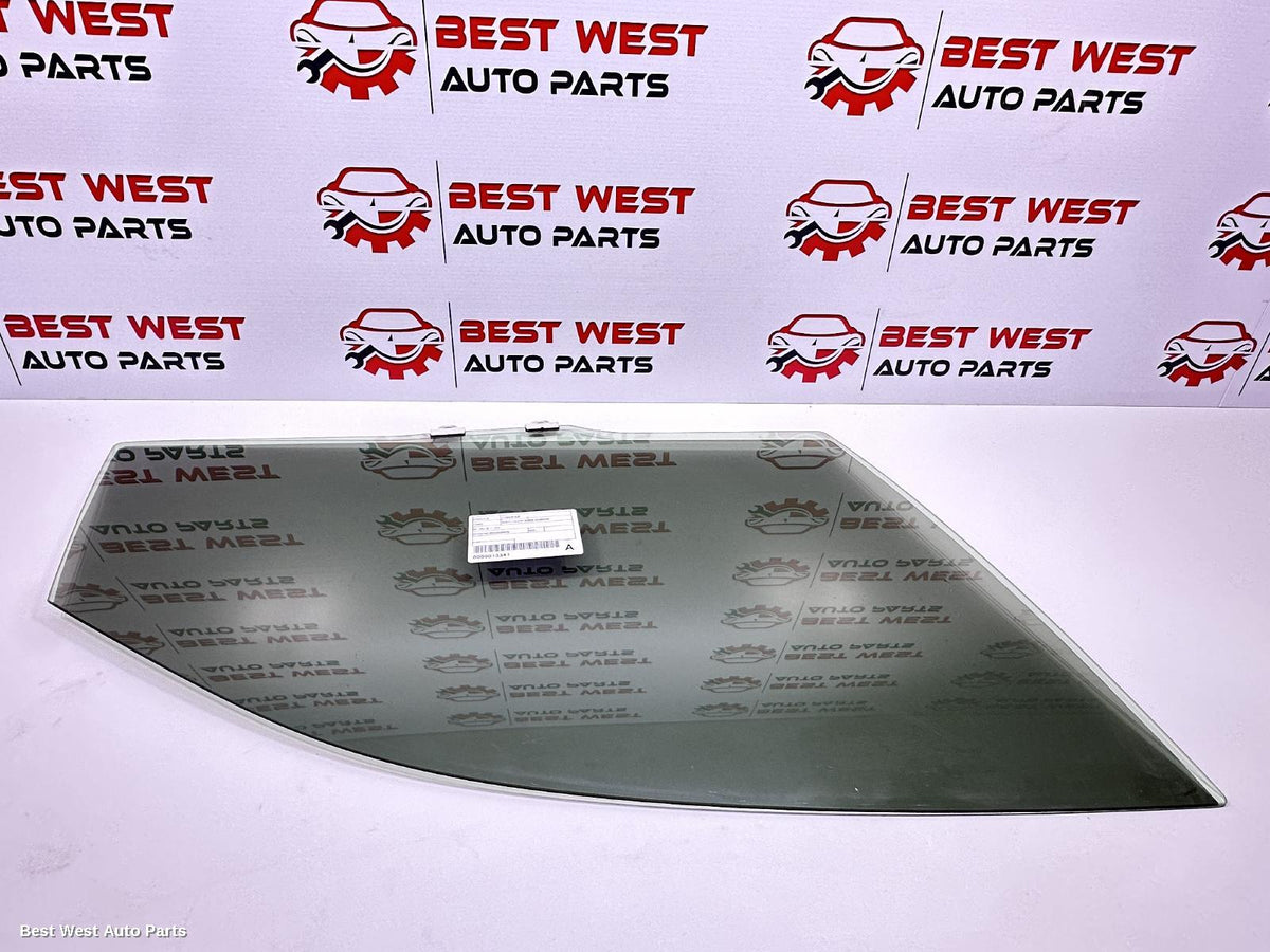 2021 SUBARU FORESTER Right Front Door Window
