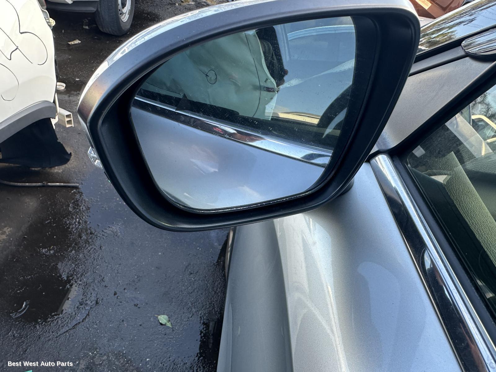 2023 MITSUBISHI OUTLANDER Left Door Mirror