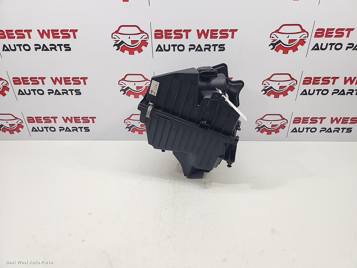 2011 MAZDA 3 Air Cleaner/Box