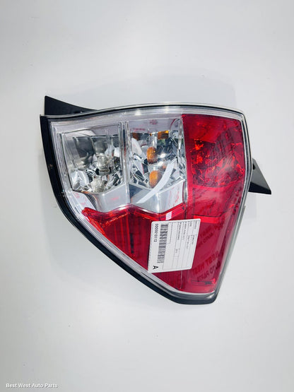 2010 SUBARU FORESTER Right Taillight