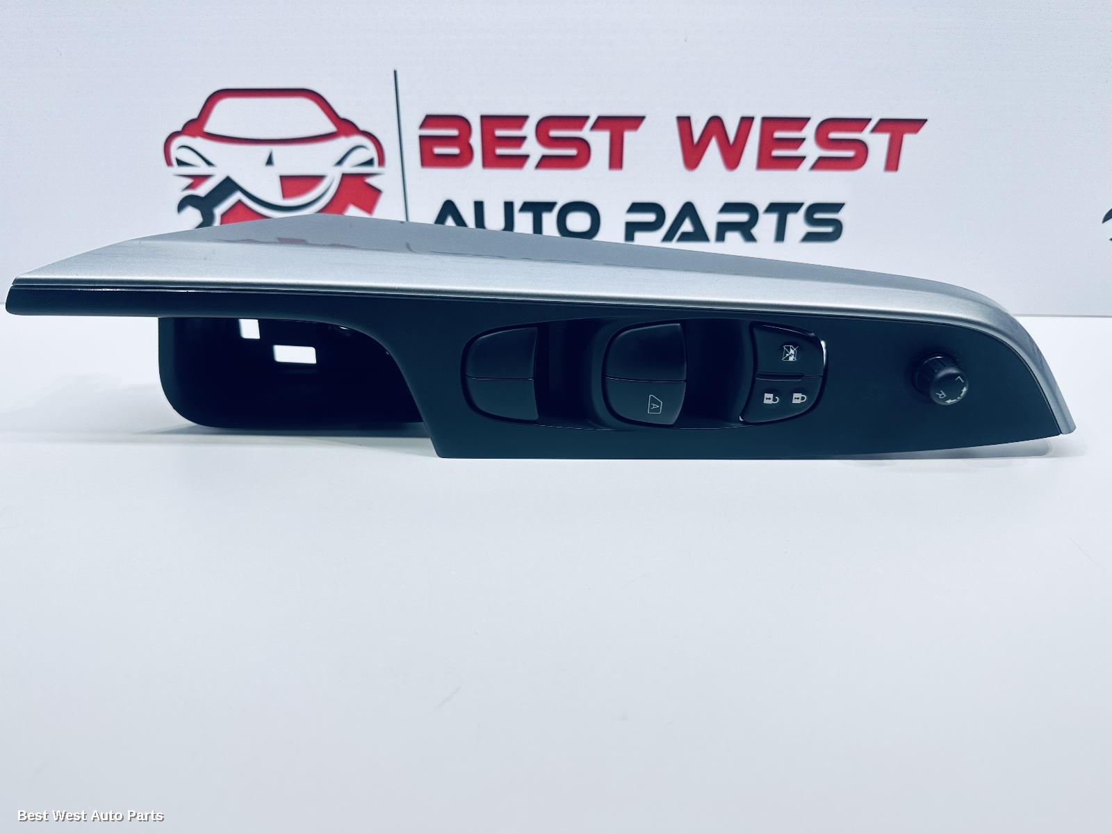 2024 NISSAN NAVARA Pwr Dr Wind Switch