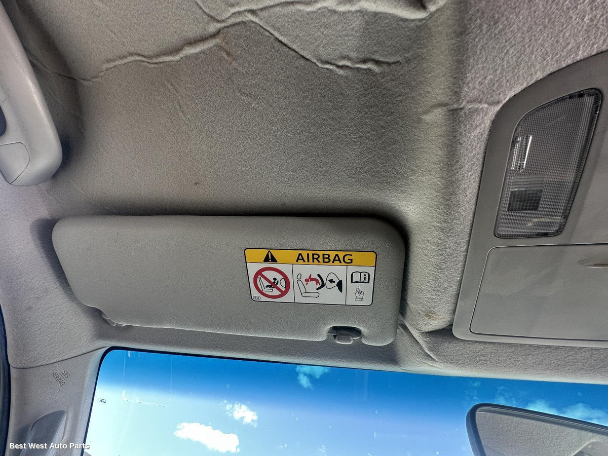 2017 TOYOTA HILUX Sunvisor