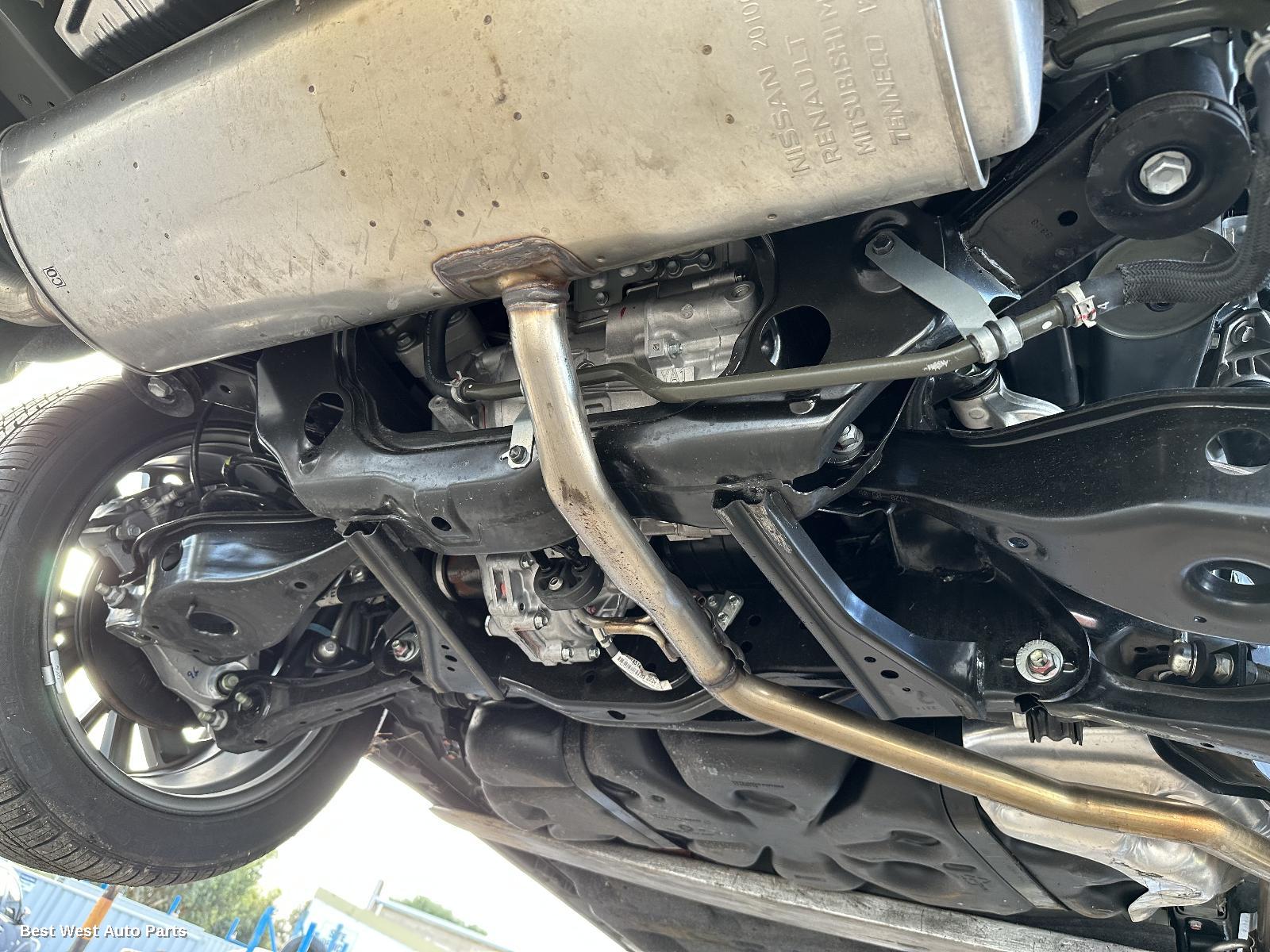 2023 MITSUBISHI OUTLANDER Differential Centre