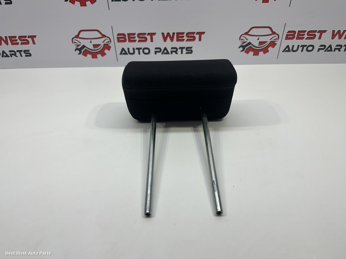 2024 TOYOTA HILUX Headrest