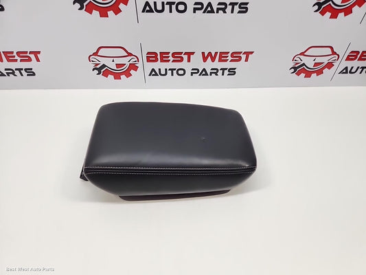 2020 MITSUBISHI TRITON Console