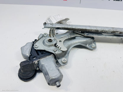 2014 TOYOTA RAV4 Right Front Window Reg/Motor