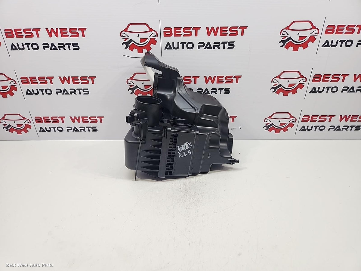 2023 MITSUBISHI OUTLANDER Air Cleaner/Box