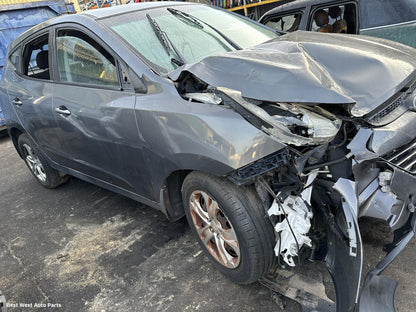 2013 HYUNDAI IX35 RIGHT_REAR_DOOR_SLIDING