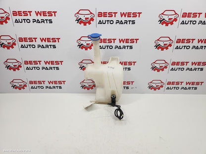 2017 FORD ECOSPORT Washer Bottle