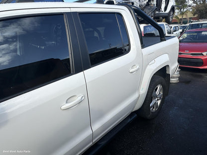 2018 VOLKSWAGEN AMAROK Left Rear Door Window