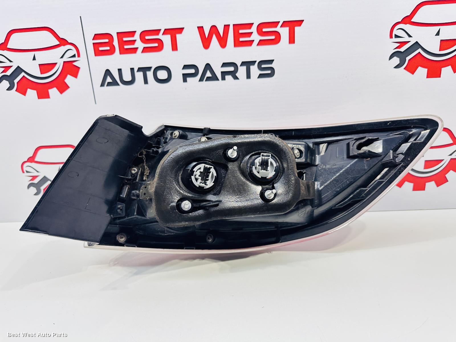 2010 MAZDA 3 Left Taillight