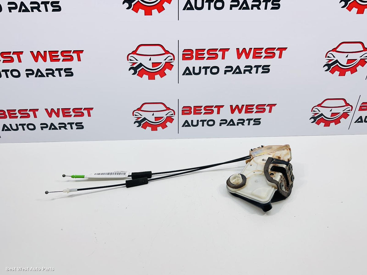 2019 TOYOTA HILUX Door/Boot/Gate Lock