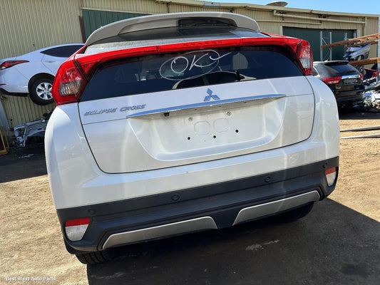 2018 MITSUBISHI ECLIPSE CROSS Rear Bumper