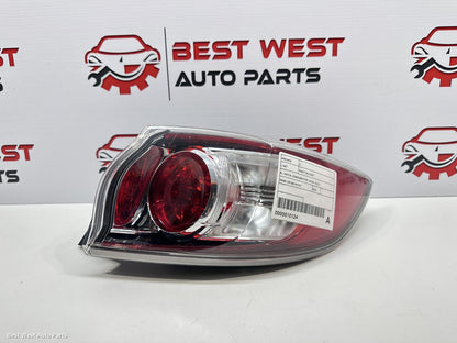 2010 MAZDA 3 Right Taillight