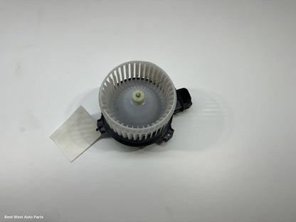 2024 TOYOTA HILUX Heater Fan Motor