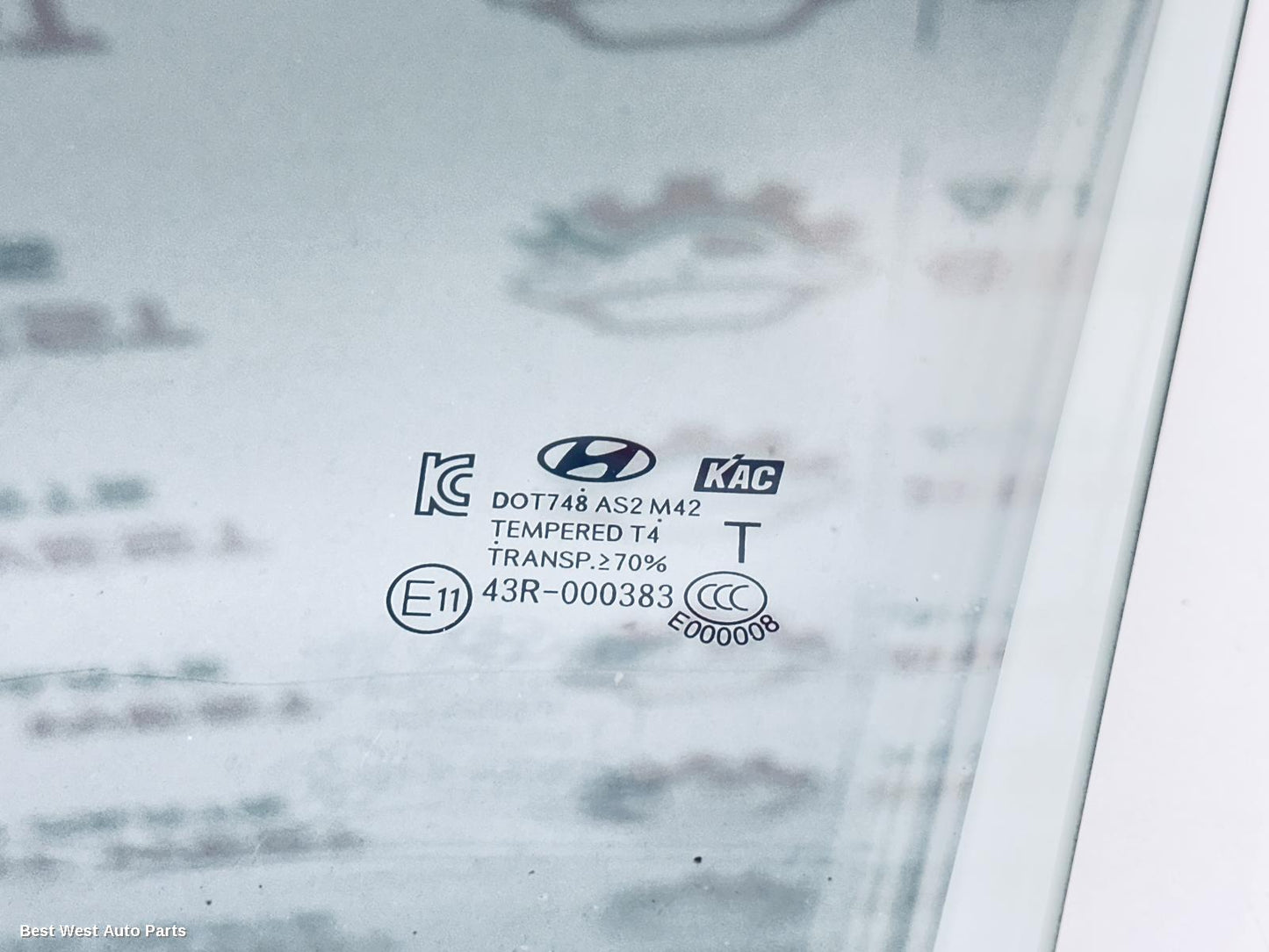2017 HYUNDAI I30 Left Front Door Window