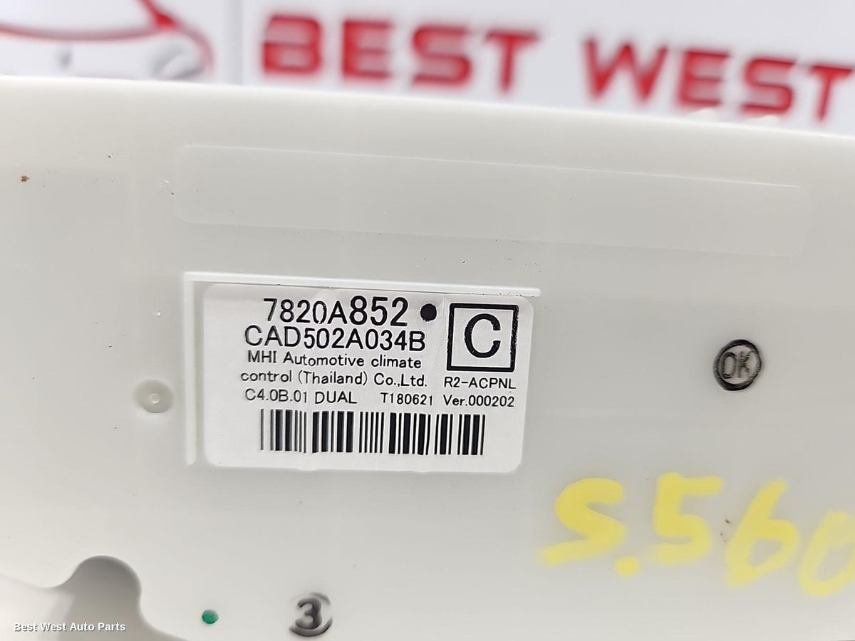 2019 MITSUBISHI PAJERO Heater/Ac Controls