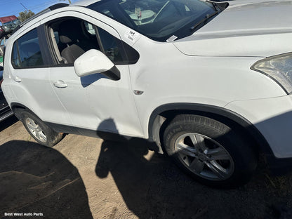 2016 HOLDEN TRAX Left Guard
