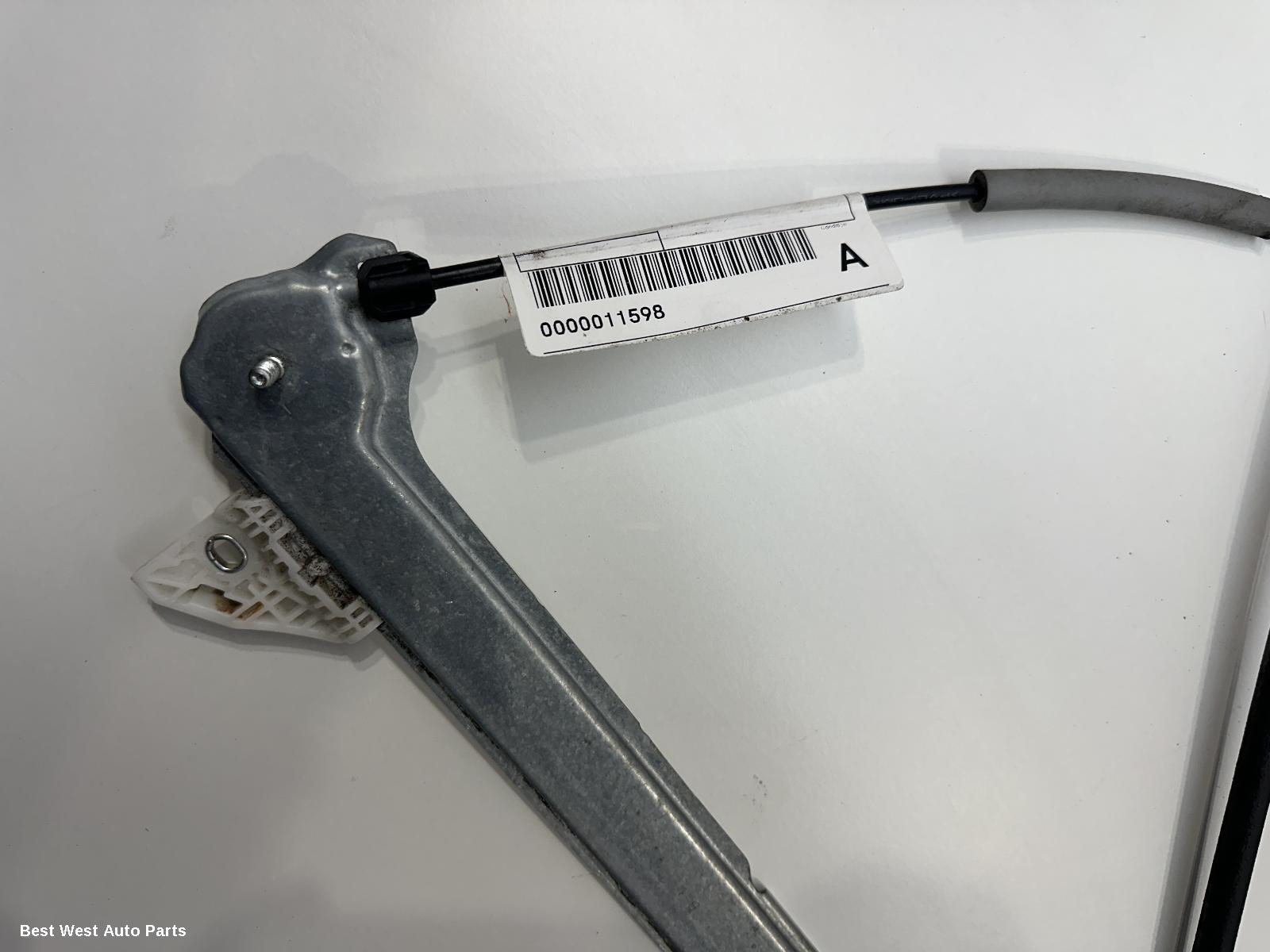 2020 MAZDA 3 Left Front Window Reg/Motor