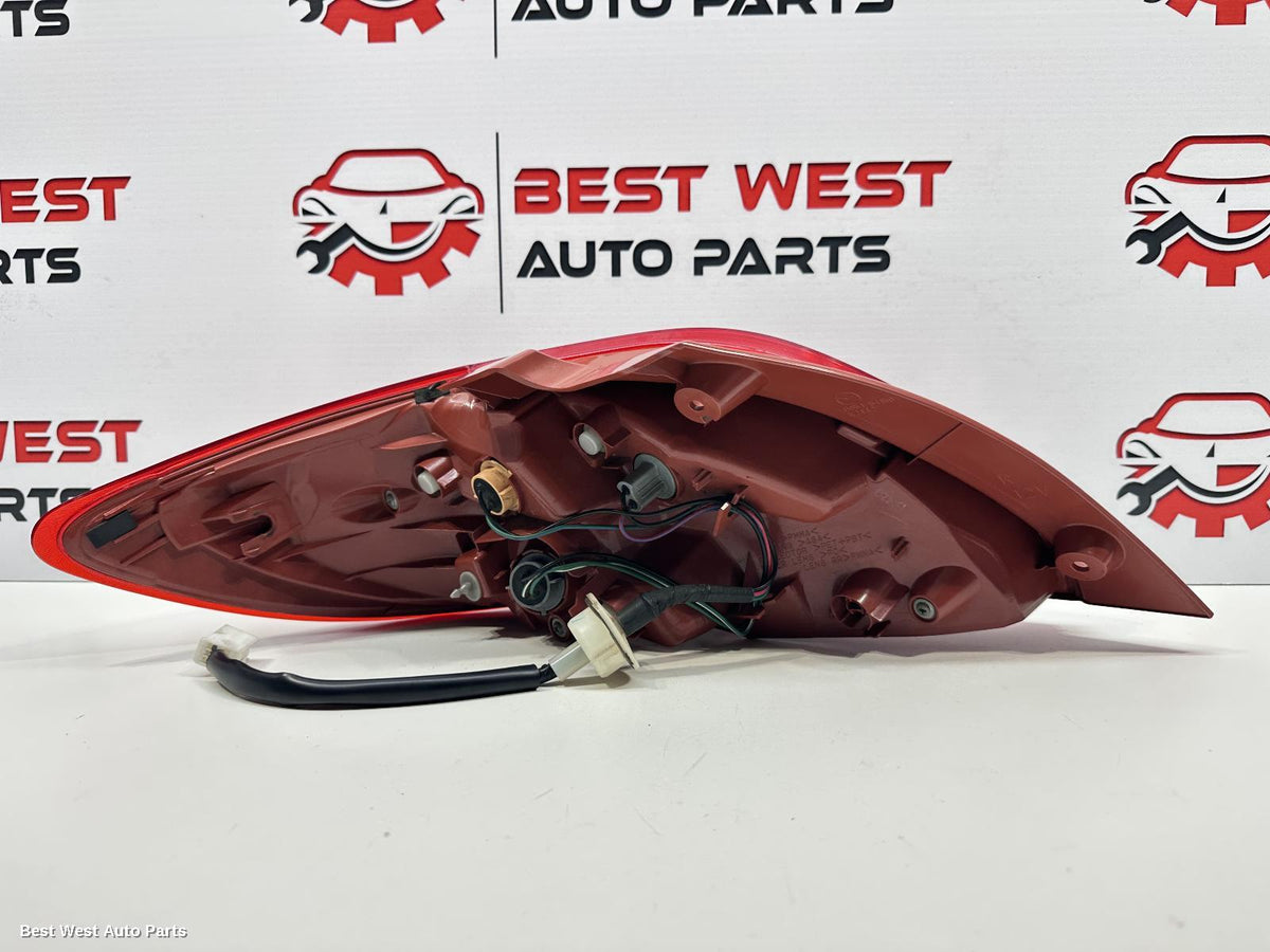2013 MAZDA 2 Right Taillight