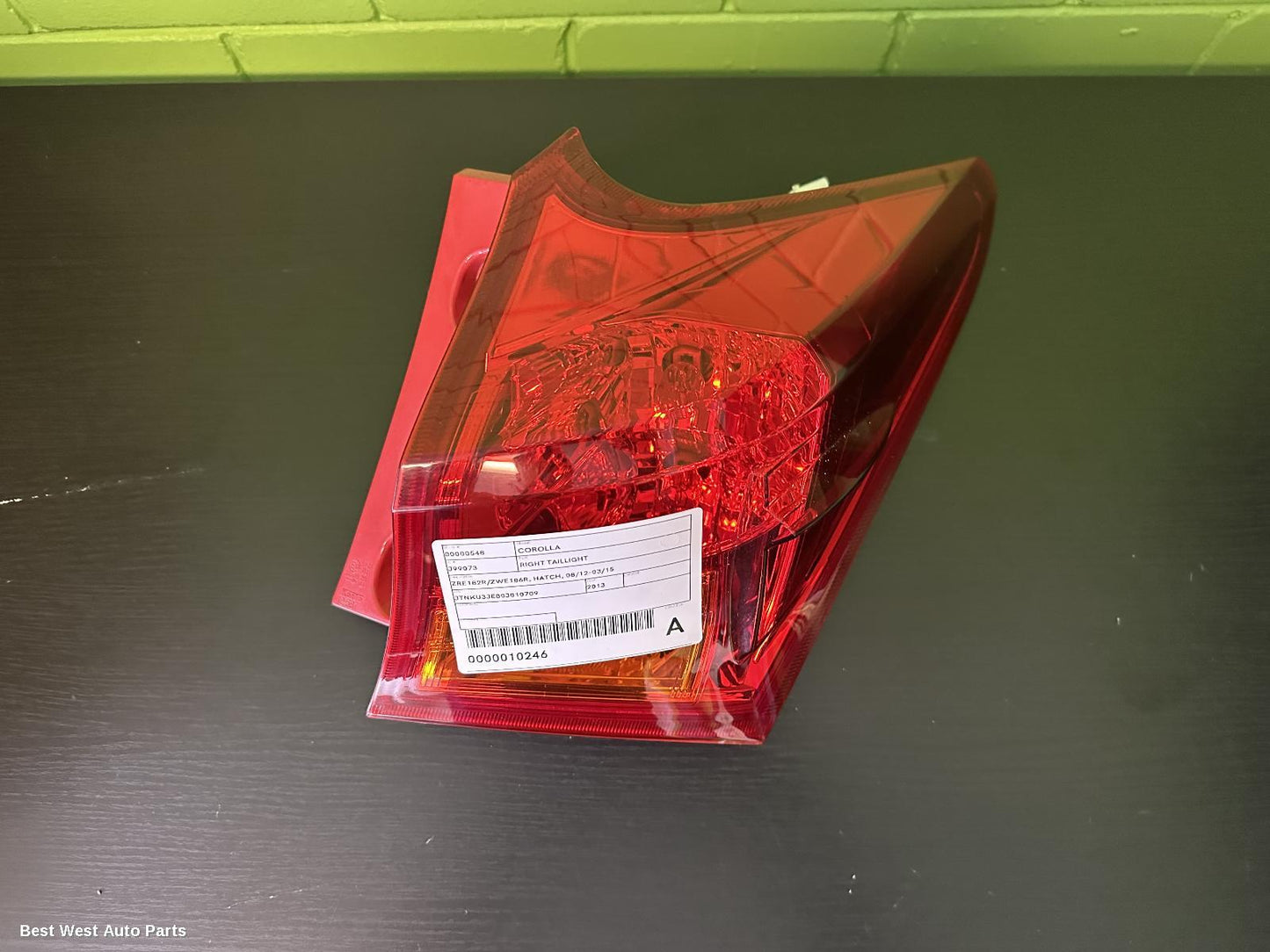 2013 TOYOTA COROLLA Right Taillight