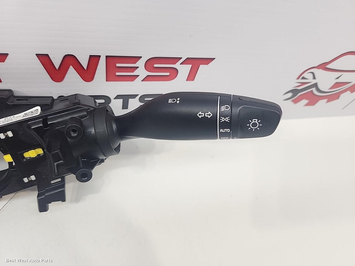 2023 HYUNDAI I30 Combination Switch