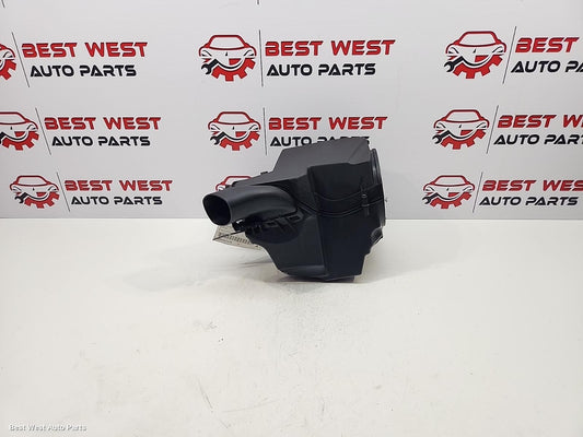 2016 FORD FOCUS Air Cleaner/Box