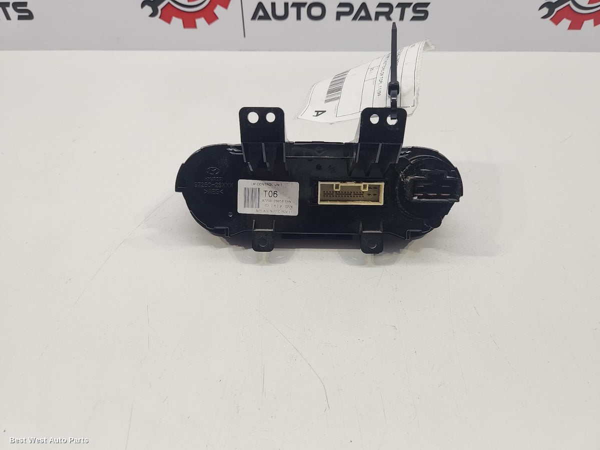 2011 HYUNDAI IX35 Heater/Ac Controls