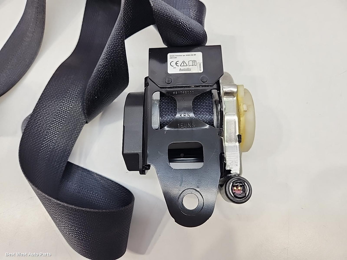 2015 MITSUBISHI MIRAGE Seatbelt/Stalk
