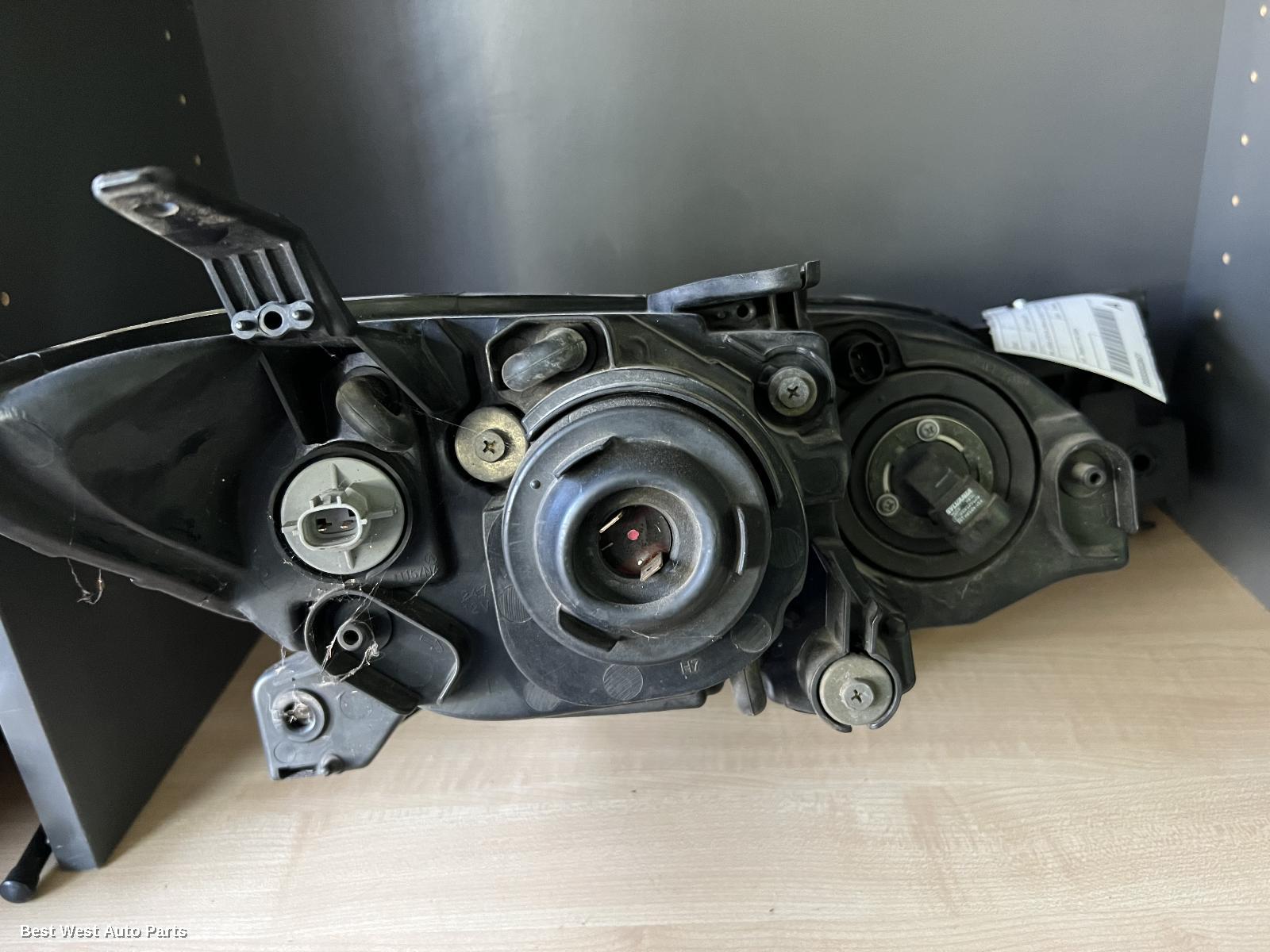 2004 MAZDA 3 Left Headlamp