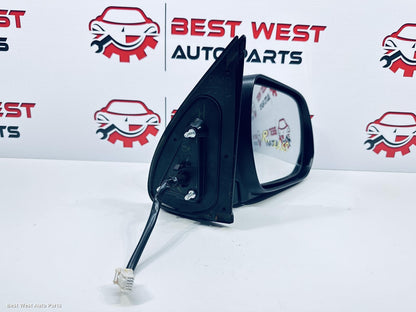2015 TOYOTA HILUX Right Door Mirror