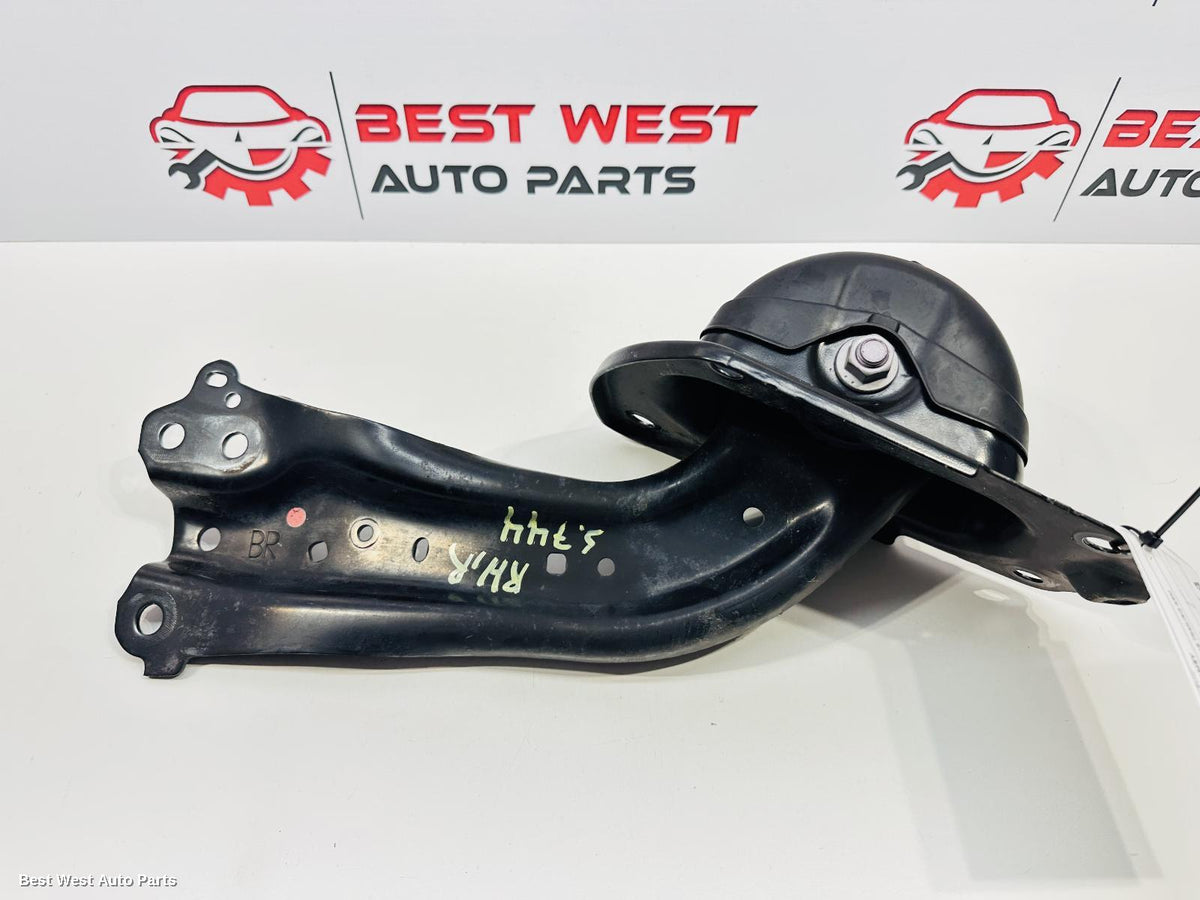 2023 TOYOTA CAMRY Right Rear Trailing Arm