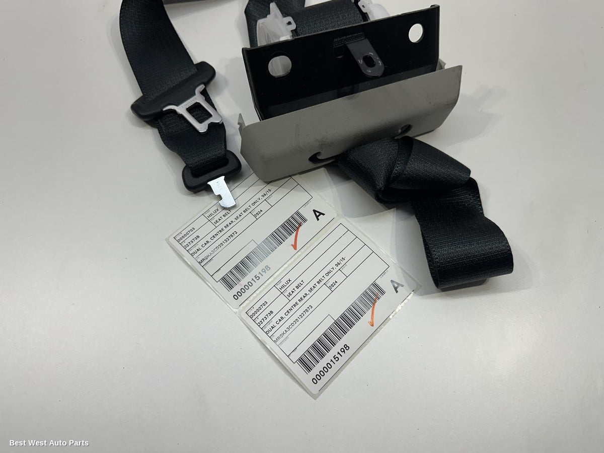 2024 TOYOTA HILUX Seatbelt/Stalk
