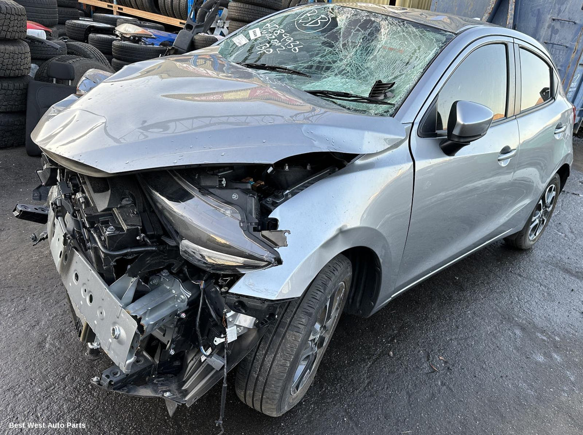 2019 MAZDA 2 Left Taillight